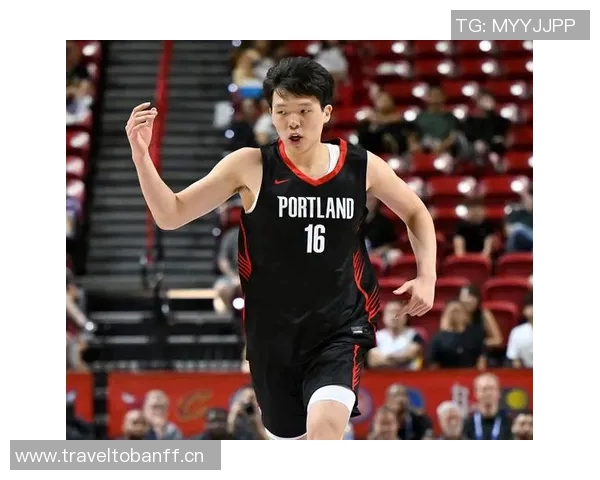 杨瀚森单节狂砍14分中国篮球人才优势为何明显优于足球