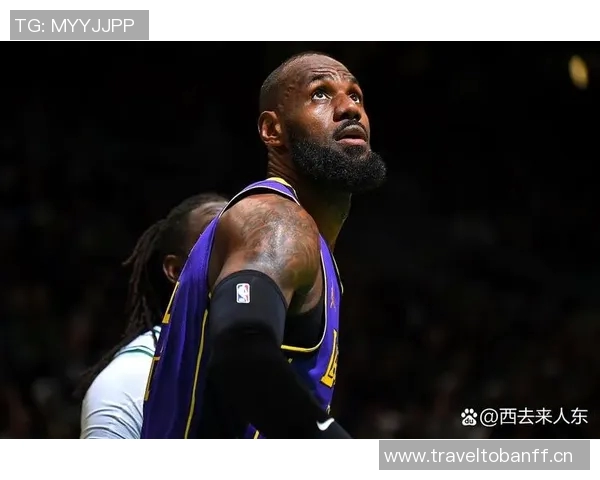 詹姆斯下场休息期间湖人净胜16分他的正负值为何却是14