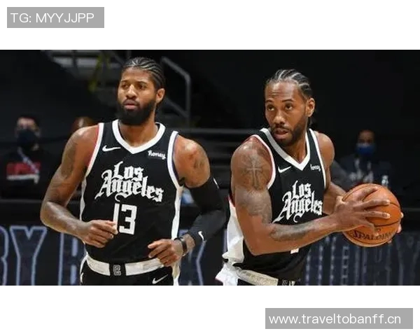 浓眉对战旧主状态回暖15投7中斩获18分9篮板2助攻1封盖