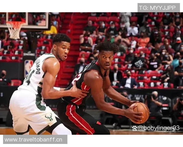 巴特勒上半场表现出色6投5中砍下16分助球队领先展现强大实力