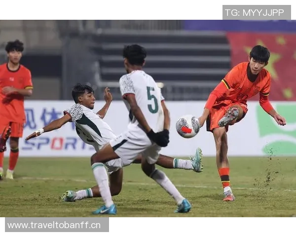 帅惟浩精彩低射破门完成双响U16国足领先对手2-0展现实力