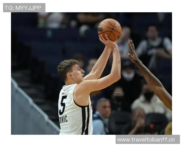 斯波强调约维奇需加倍努力并注重细节以提升比赛节奏和表现 斯波强调约维奇需加倍努力并注重细节以提升比赛节奏和表现