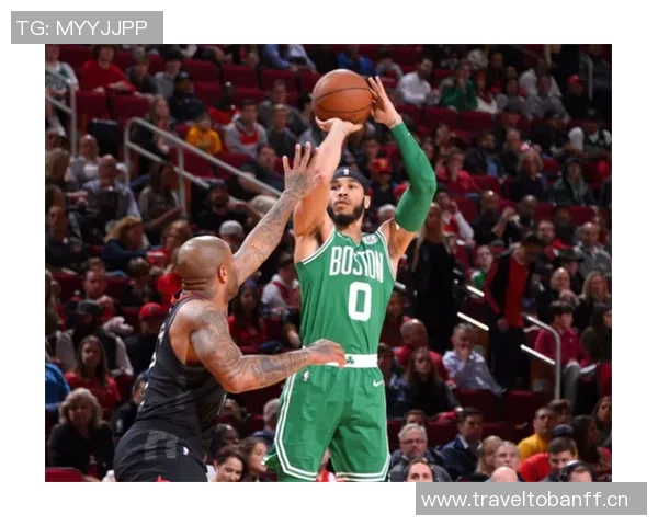 波蒂斯全力以赴16投9中三分命中率高达44贡献22分助力球队表现出色 波蒂斯全力以赴16投9中三分命中率高达44贡献22分助力球队表现出色