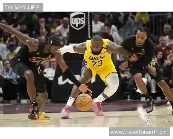 尼克史密斯谈黄蜂与湖人风格差异强调身体对抗的重要性