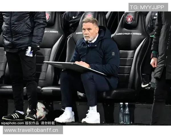 蒙哥马利于10日下午三点半抵达北京张稀哲亲自前往接机迎接新队友