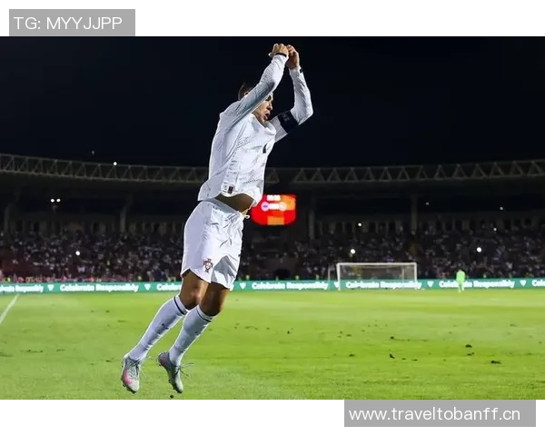 吉尔伯托称赞C罗领导力对葡萄牙队的重要性与队友自信心提升