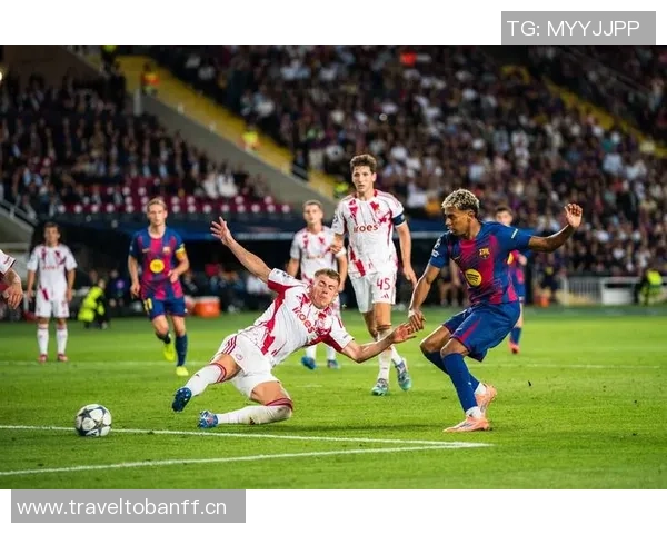 阿森纳海报热身欧冠战奥林匹亚科斯拉亚成为焦点明星