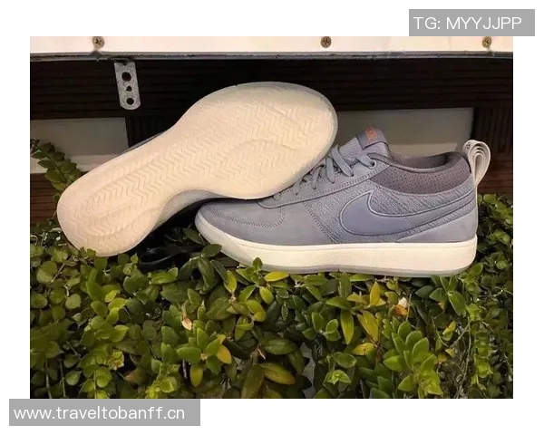 布克致敬斯派克李经典鞋款在纽约闪耀登场的Book2新作 布克致敬斯派克李经典鞋款在纽约闪耀登场的Book2新作