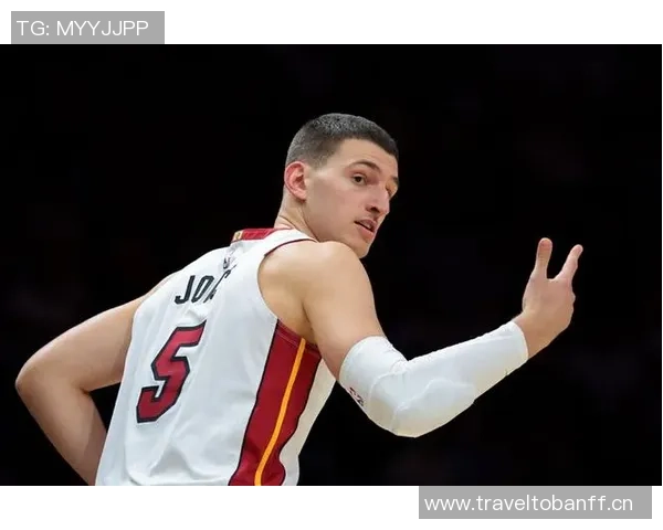 斯波强调约维奇需把握每一天提升自我机会期待他不久后展现实力 斯波强调约维奇需把握每一天提升自我机会期待他不久后展现实力